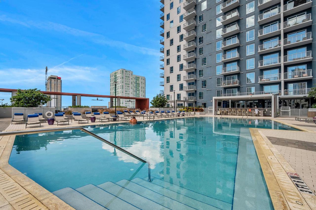 Luxury 1 Bedroom With Den Downtown Tampa Apt - City Views, Rooftop Pool, Workspace Buitenkant foto