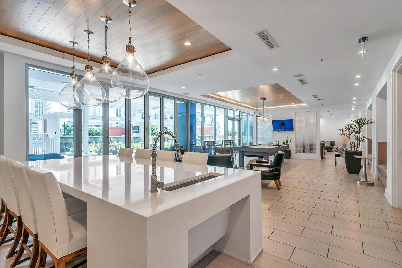 Luxury 1 Bedroom With Den Downtown Tampa Apt - City Views, Rooftop Pool, Workspace Buitenkant foto