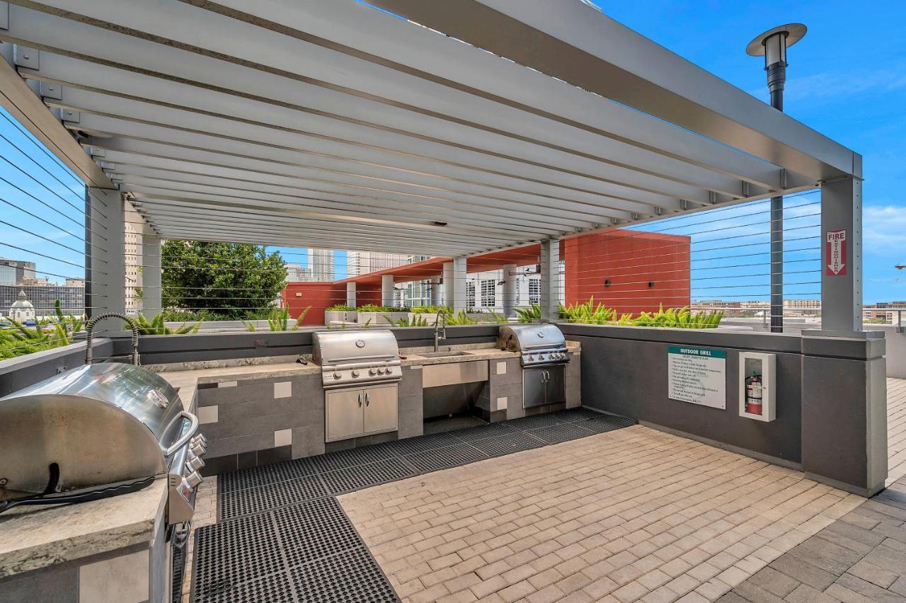Luxury 1 Bedroom With Den Downtown Tampa Apt - City Views, Rooftop Pool, Workspace Buitenkant foto