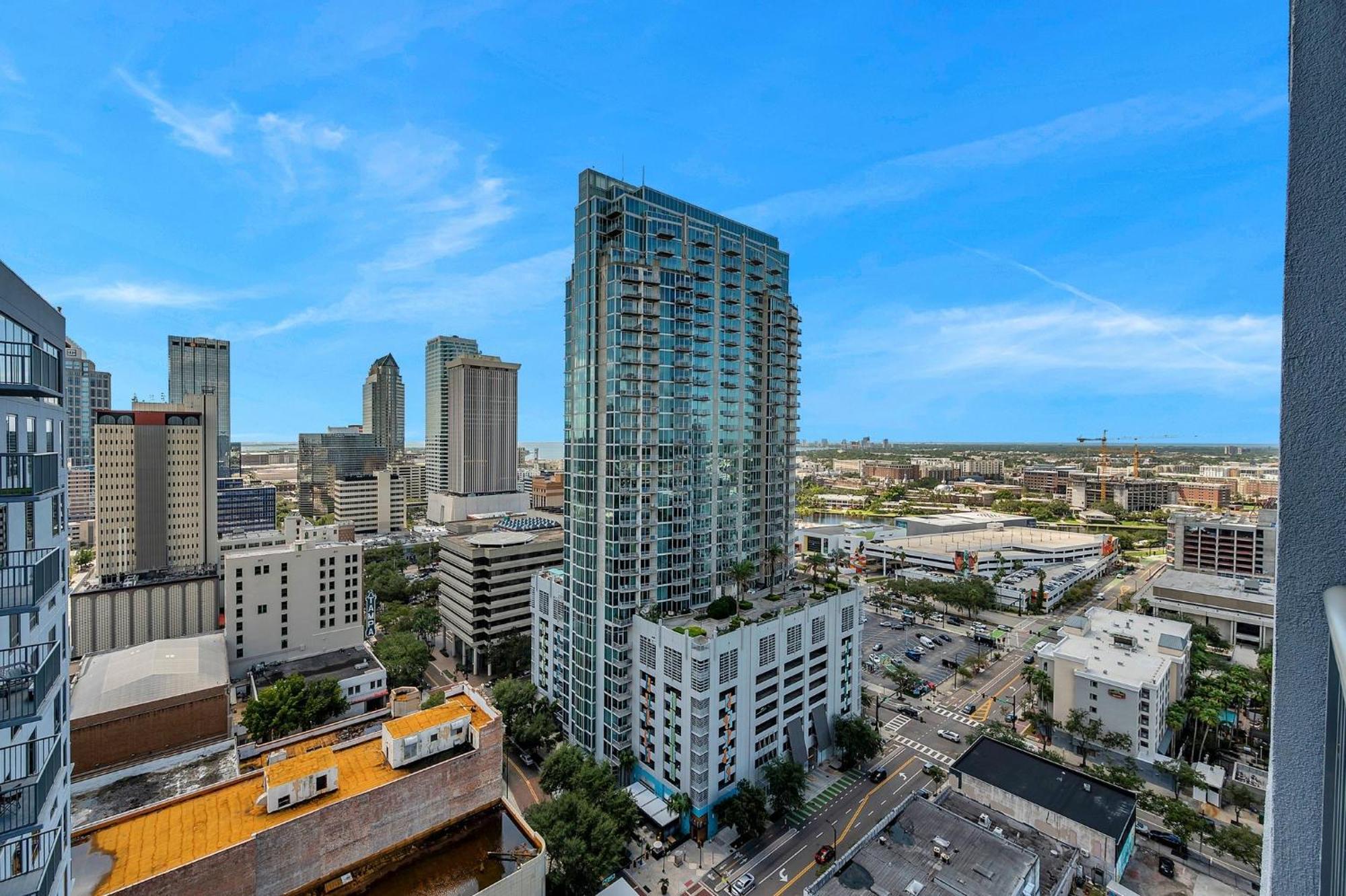 Luxury 1 Bedroom With Den Downtown Tampa Apt - City Views, Rooftop Pool, Workspace Buitenkant foto