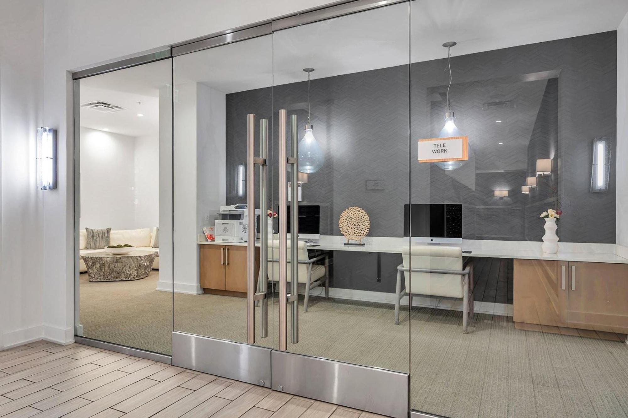 Luxury 1 Bedroom With Den Downtown Tampa Apt - City Views, Rooftop Pool, Workspace Buitenkant foto